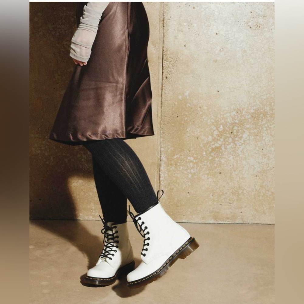 Dr. Martens Zavala Boots in Black